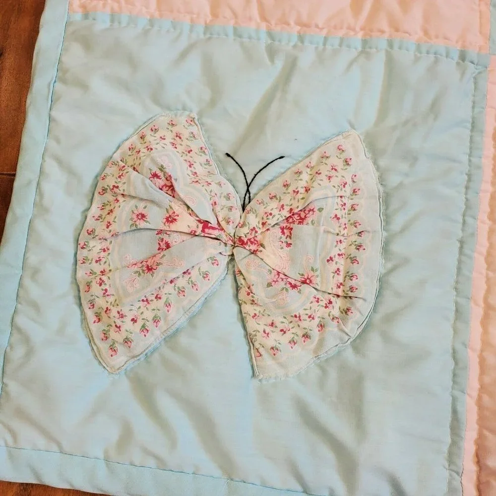 Vintage Butterfly‎ Floral Quilt Tapestry Embroidered Pastel Blue Pink 42 x 42